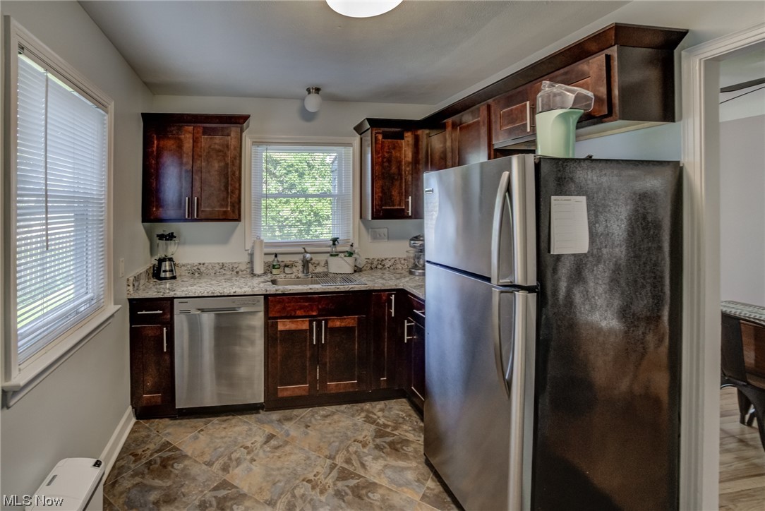 Mayfield Hlnds 02 - Residential