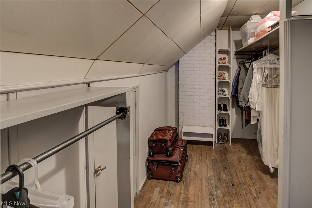 Mayfield Hlnds 02 - Residential