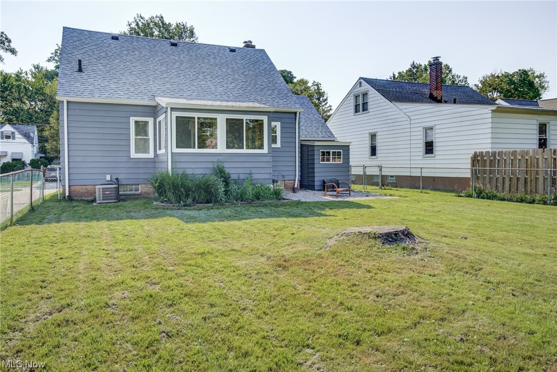 Mayfield Hlnds 02 - Residential