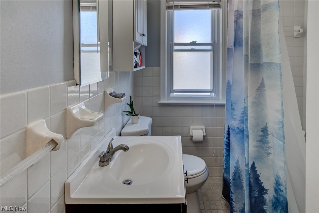 Mayfield Hlnds 02 - Residential