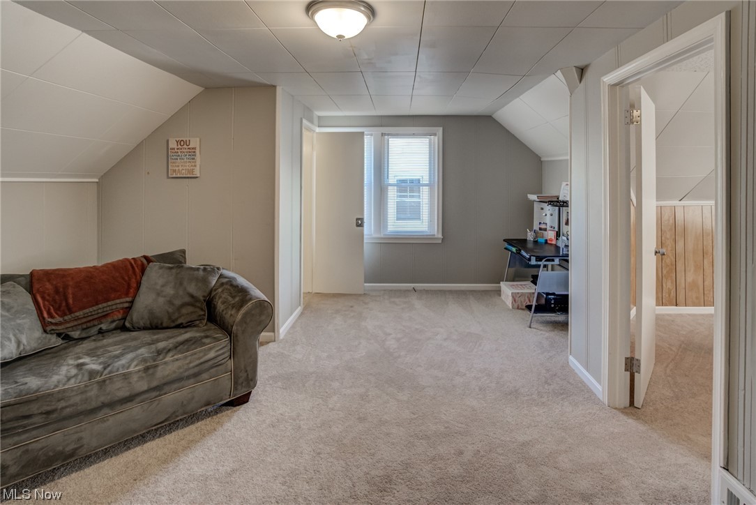 Mayfield Hlnds 02 - Residential