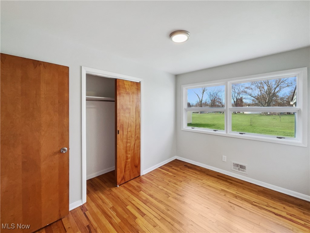 676 Lucille Drive, Elyria, Ohio image 12