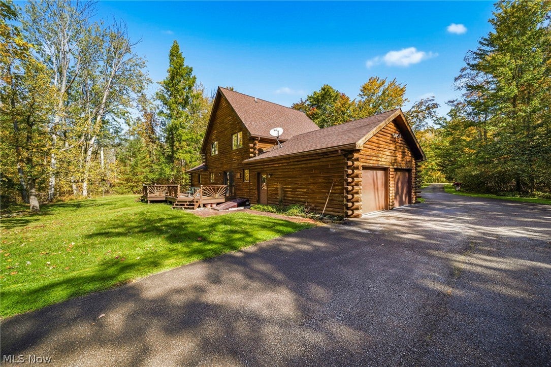 8520 Woodhill Drive