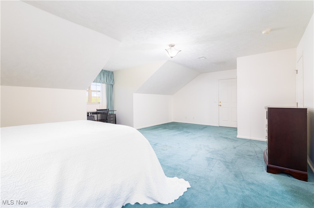4317 Steuben Woods Drive, Steubenville, Ohio image 21