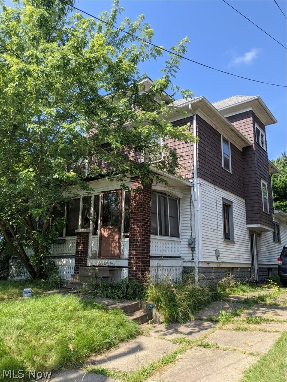 To be Sold "AS IS" Good bones solid house that has a tremendous amount of potential, beautiful hardwood throughout