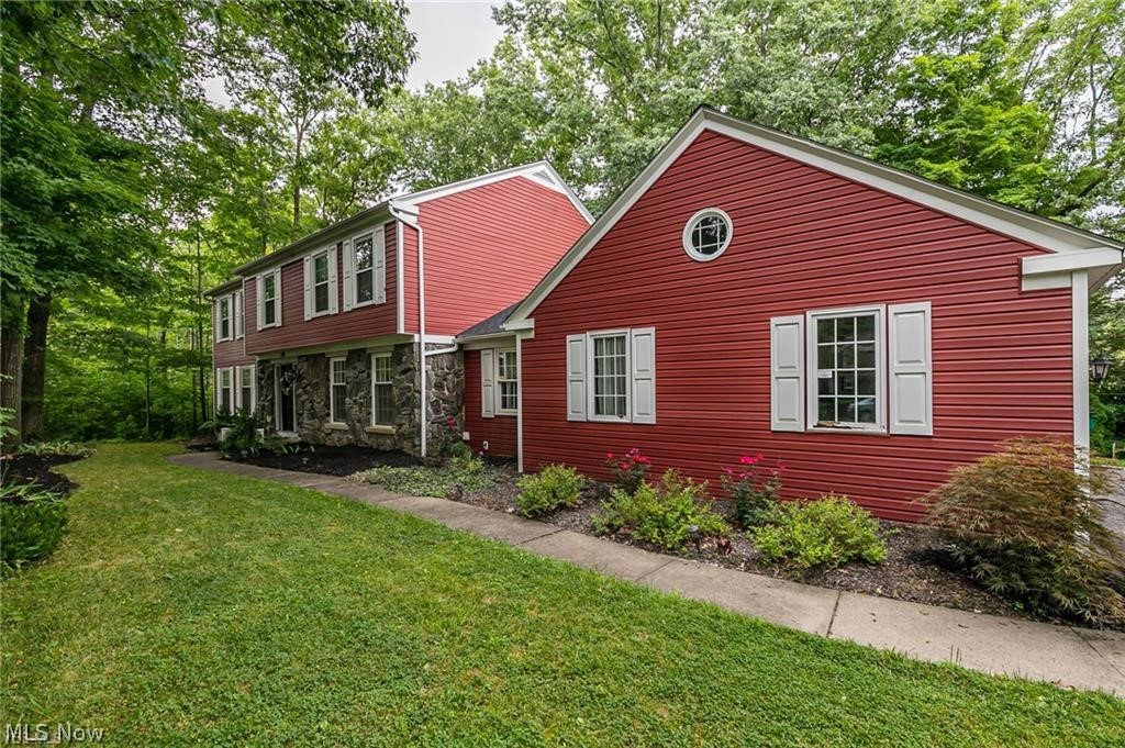 White Horse Acres - Residential Lease