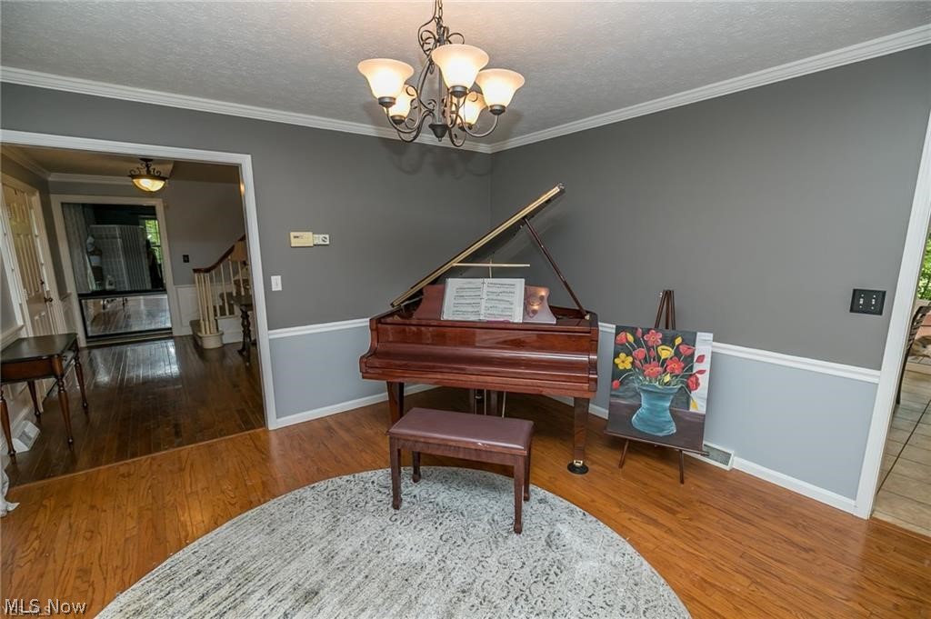 White Horse Acres - Residential Lease