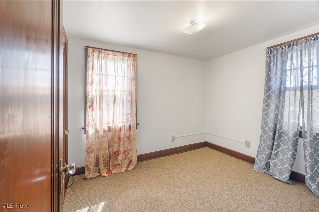 1107 Oakland Avenue, Akron, Ohio image 13