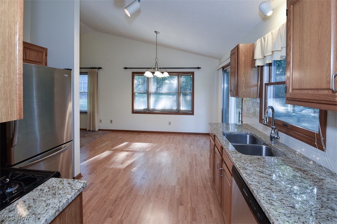 Avon Woods Condo - Residential