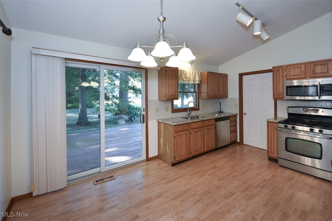 Avon Woods Condo - Residential