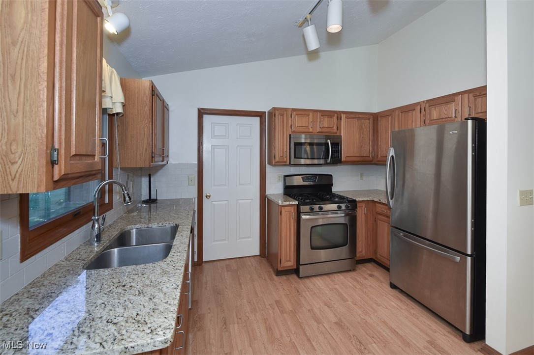 Avon Woods Condo - Residential
