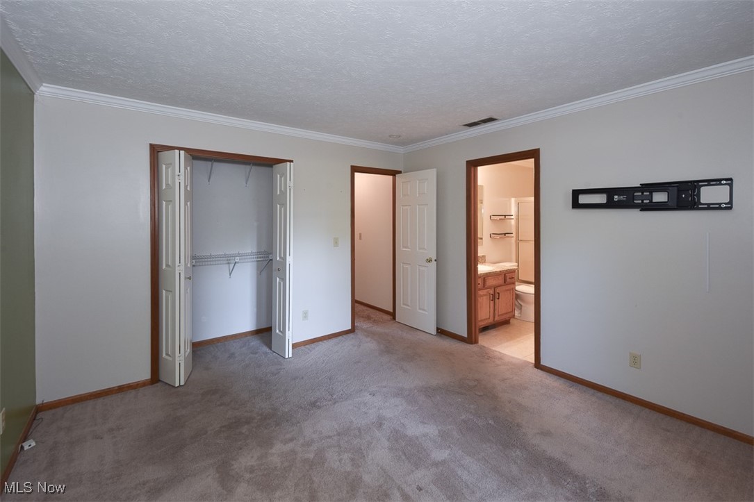 Avon Woods Condo - Residential