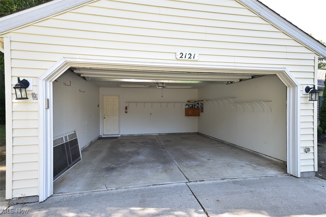 Avon Woods Condo - Residential