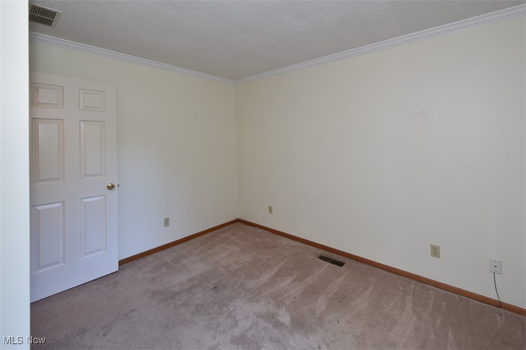 Avon Woods Condo - Residential