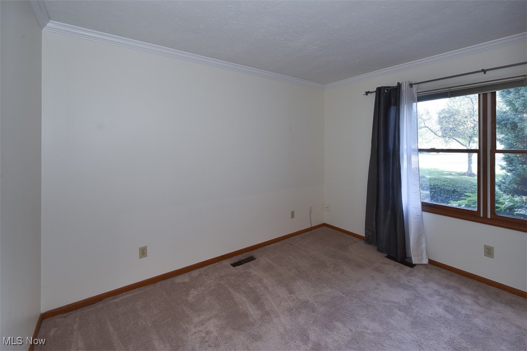 Avon Woods Condo - Residential