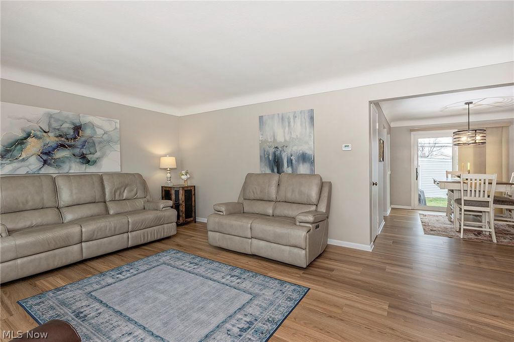 Photo of 1101 Bonnie Lane, Mayfield Heights, OH 44124 (MLS # 5197155)