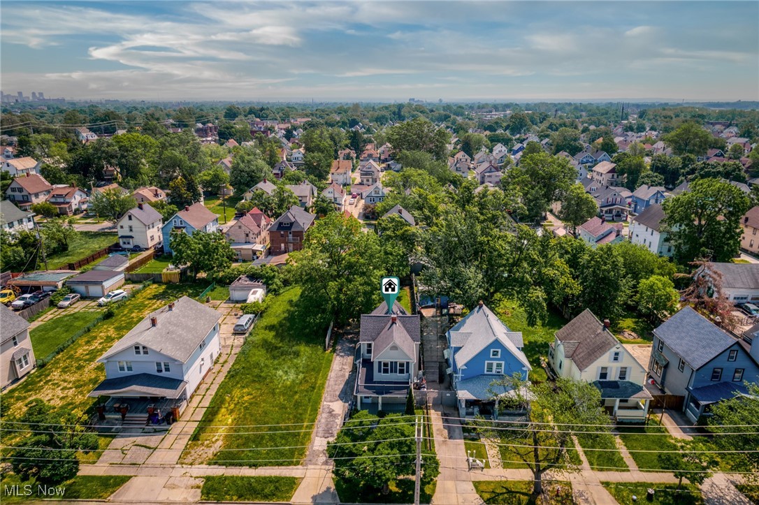 Applewood - Residential Income