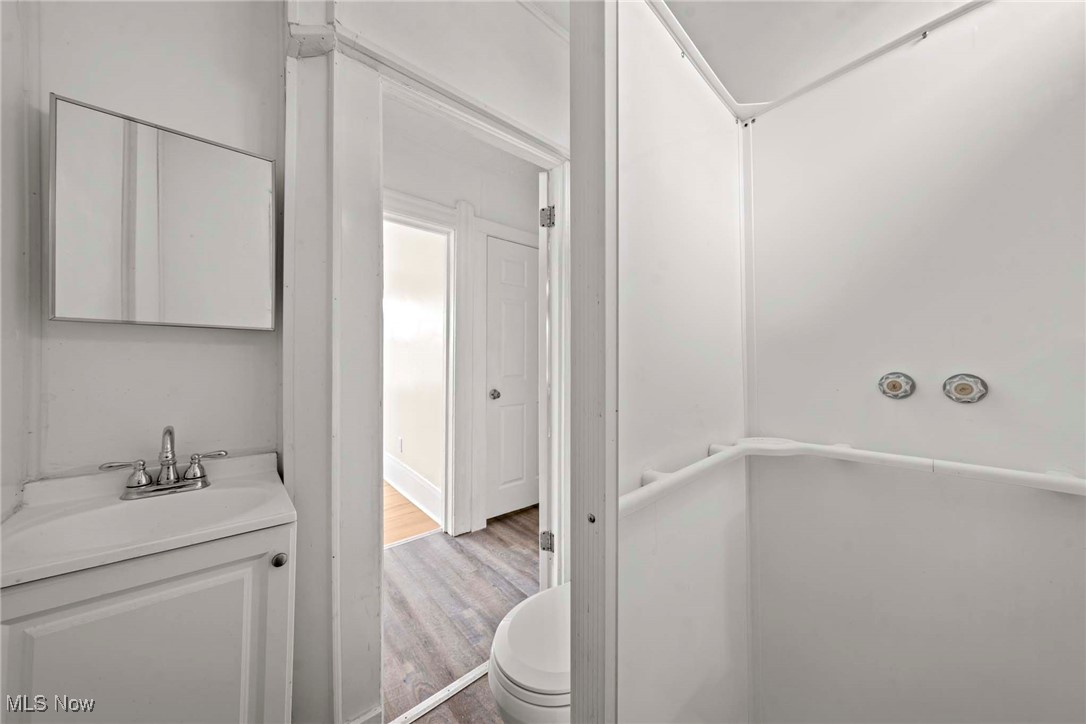 Applewood - Residential Income