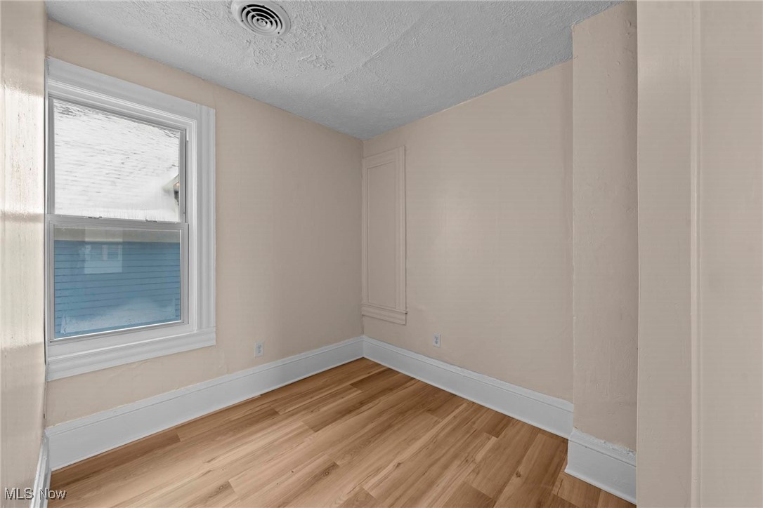 Applewood - Residential Income