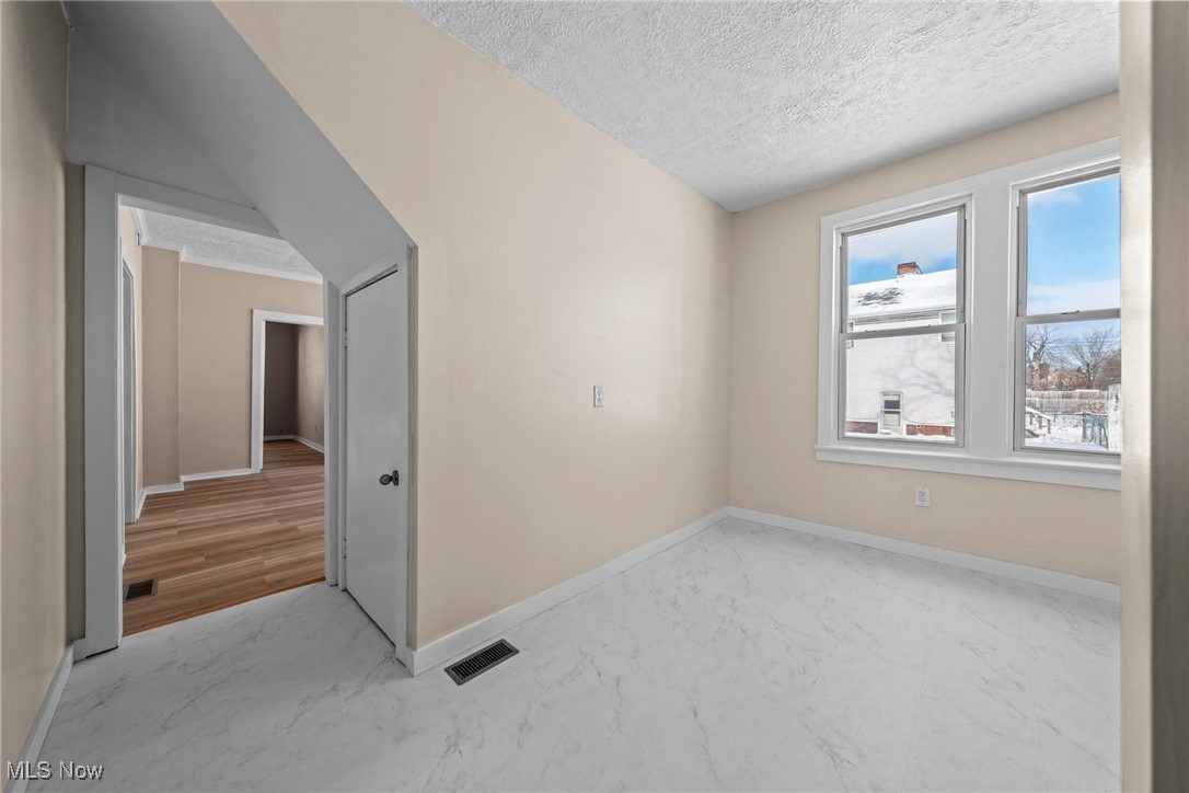 Applewood - Residential Income