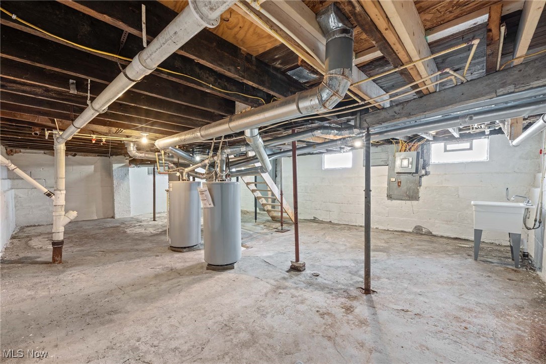 Applewood - Residential Income