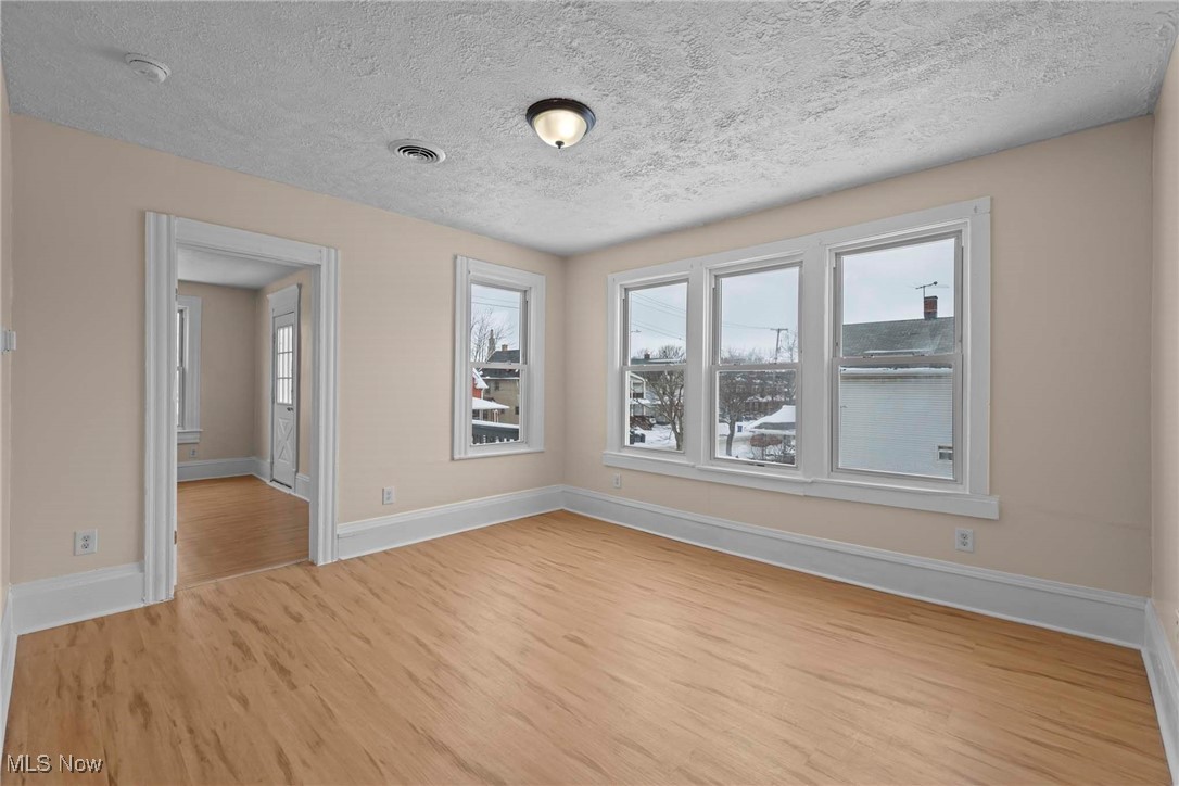 Applewood - Residential Income