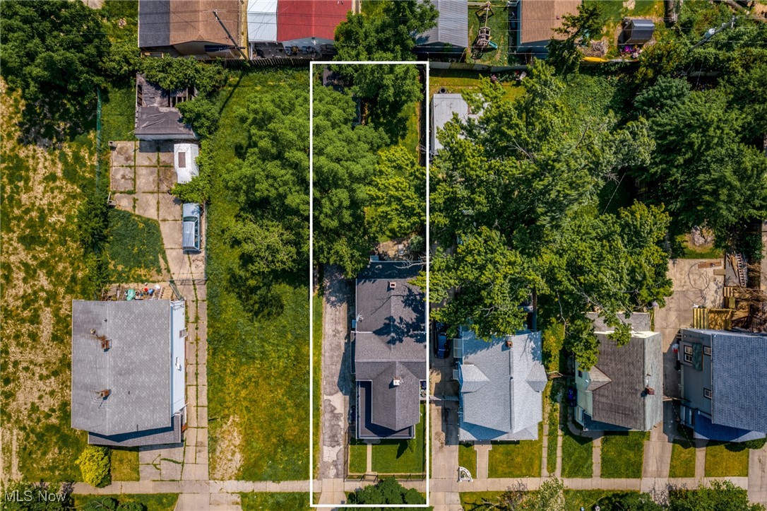 Applewood - Residential Income