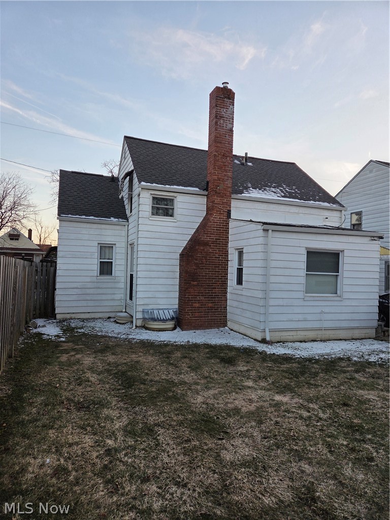 S H Klienman Realty Cos Shake - Residential