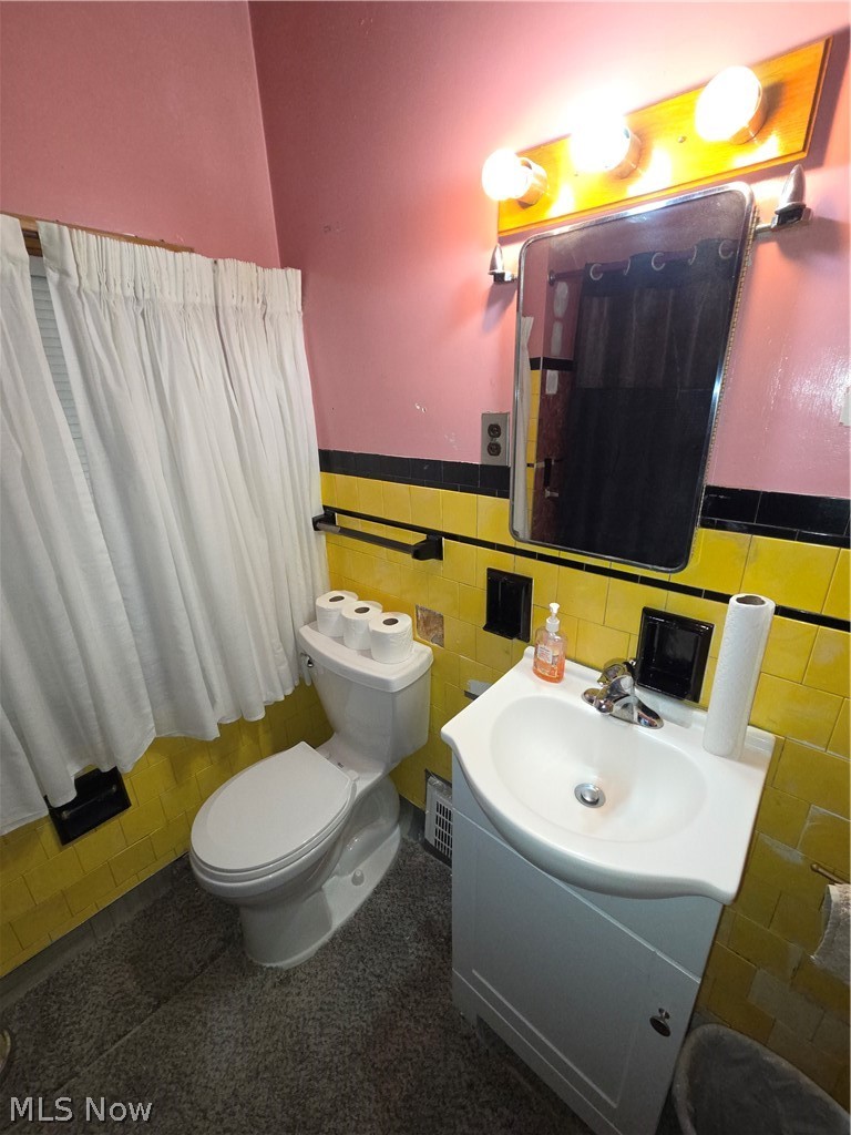 S H Klienman Realty Cos Shake - Residential