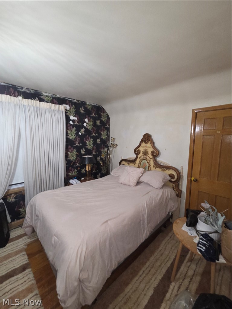 S H Klienman Realty Cos Shake - Residential