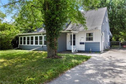 Homes For Sale - 2886 Grant Street<br/> Lorain, OH 44052