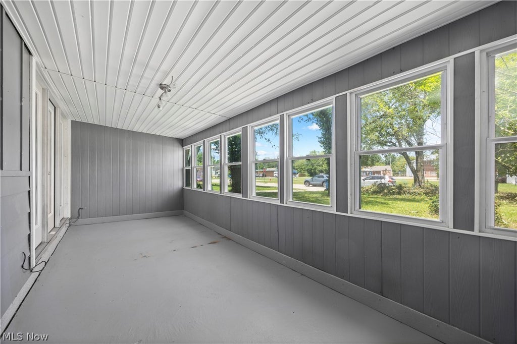 Photo of 2886 Grant Street, Lorain, OH 44052 (MLS # 5223803)
