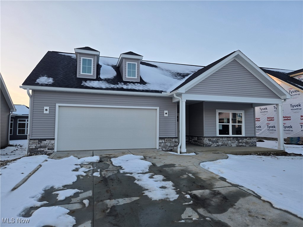 The Courtyards at New Seasons - Residential