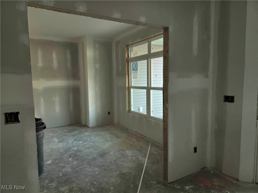 The Courtyards at New Seasons - Residential