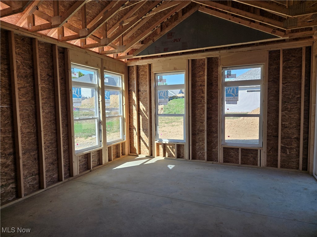 The Courtyards at New Seasons - Residential