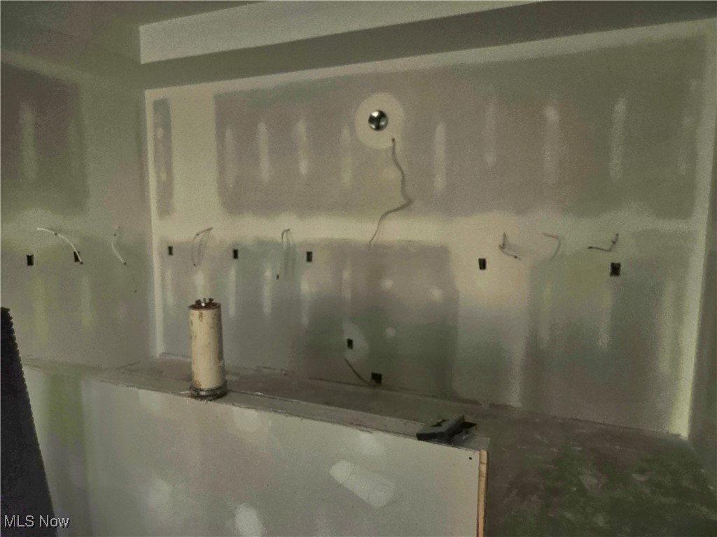 The Courtyards at New Seasons - Residential