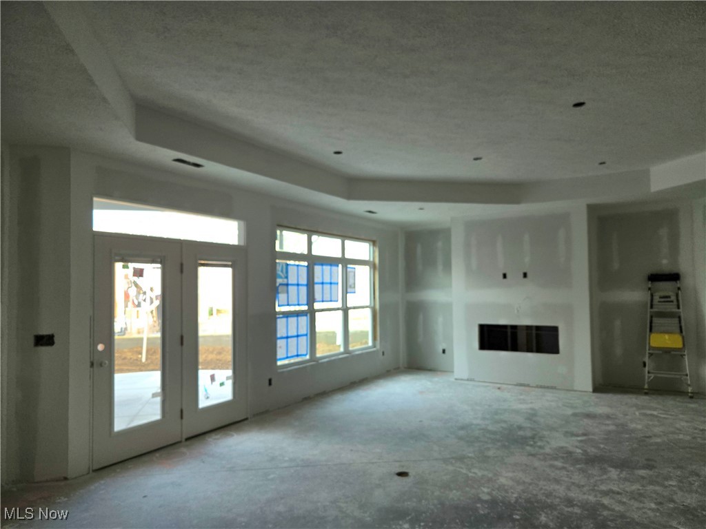 The Courtyards at New Seasons - Residential