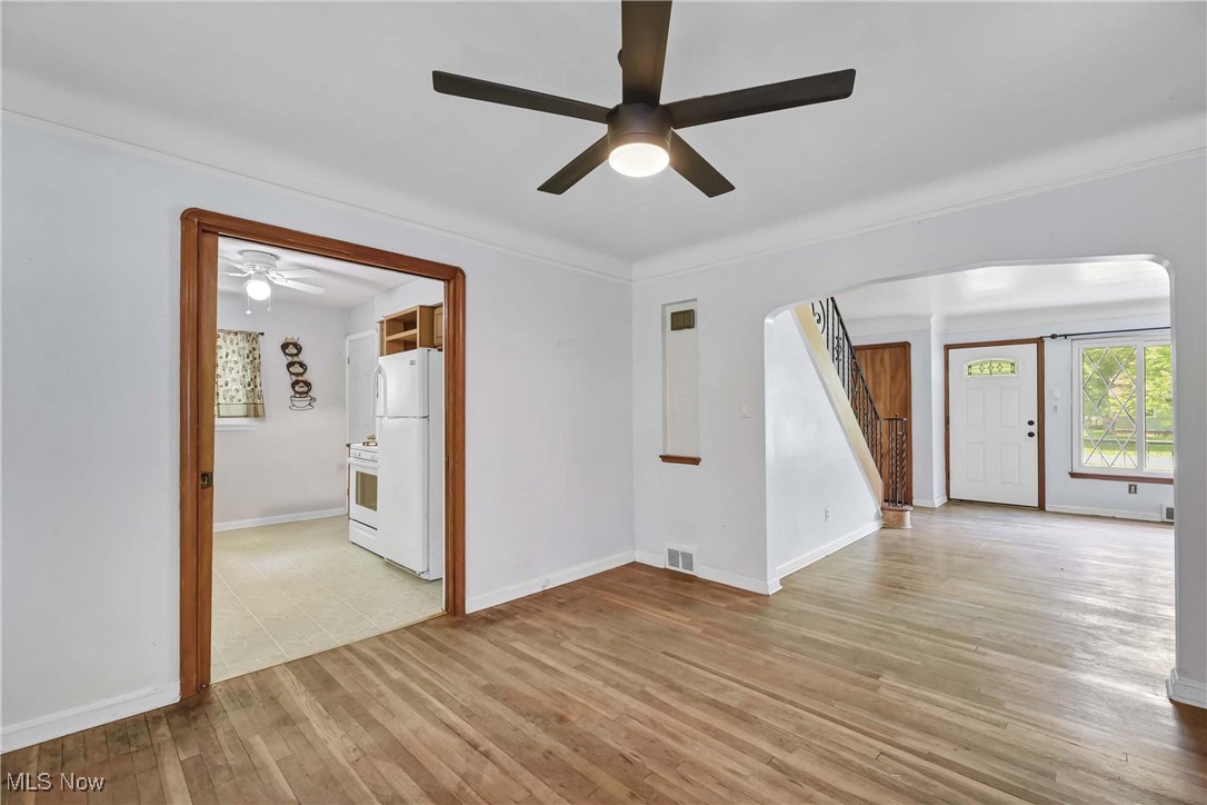 4672 Silverdale Road, North Olmsted, Ohio image 10