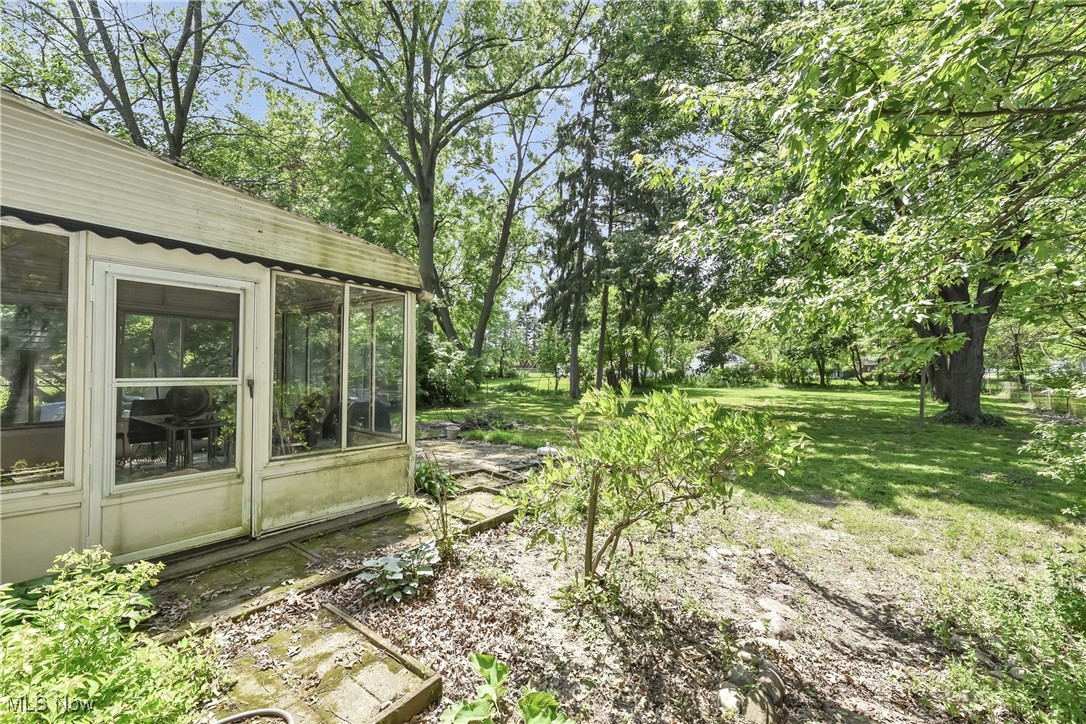 4672 Silverdale Road, North Olmsted, Ohio image 34