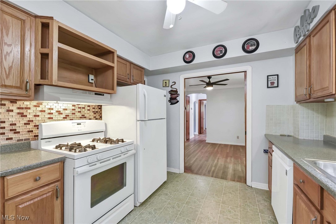 4672 Silverdale Road, North Olmsted, Ohio image 15