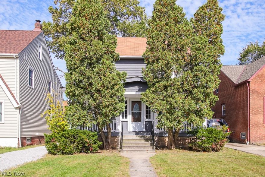 3579 Bainbridge Rd, Cleveland Hts - Spacious 4 Bed 1.5 Bath Home!

$1,150 Rent / $1,150 Deposit
$30 application fee per adult
1-2 Pets OK with approved pet screen application (breed restrictions apply!)
NO SMOKING
1 time $99 non-refundable set up fee paid at lease signing

All applicants are required to fill out a PetScreening application, found on our website directly on the application before being processed. Even if you have NO pets - this application must be filled out. One time, non-refundable pet fee of $200-300 per animal applies to all pets & must be paid prior to or when you pay your first month rent. (No fee for qualified assistance animals).

Don't miss out on this incredibly spacious 4 bed 1.5 bath colonial home! The home offers a large living room with hardwood floors & fireplace mantel, dining room that's bright & airy & kitchen with breakfast nook & convenient half bath. (Stove only appliance provided, resident must provide their own fridge.) On the 2nd floor y