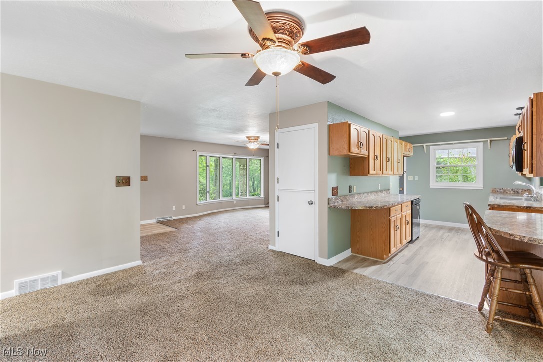 3143 Ethan Allen Road, Barberton, Ohio image 14