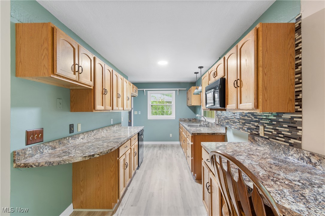 3143 Ethan Allen Road, Barberton, Ohio image 15