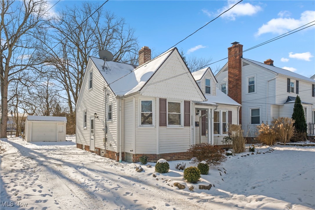 19381 Story Road, Rocky River, Ohio image 1