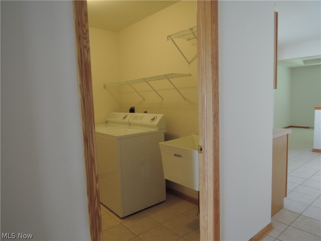 Villas/Pk Place Condo - Residential