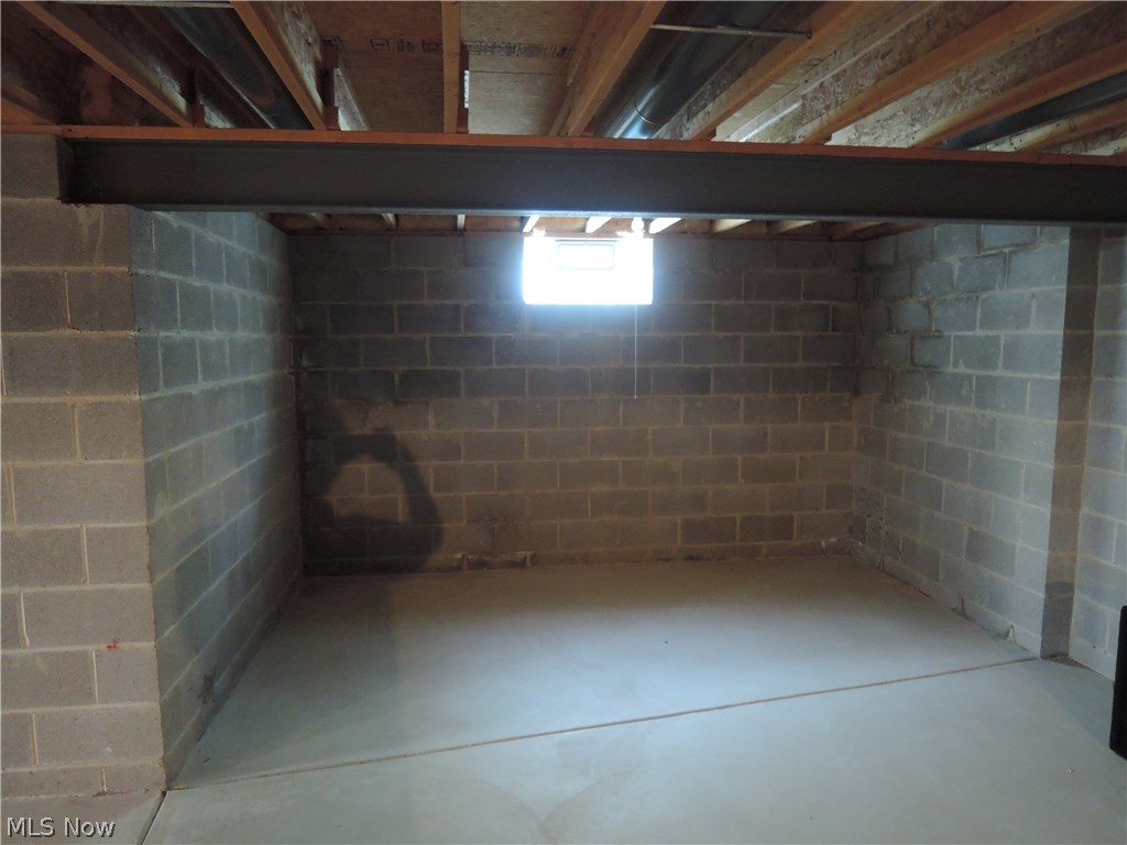 Villas/Pk Place Condo - Residential