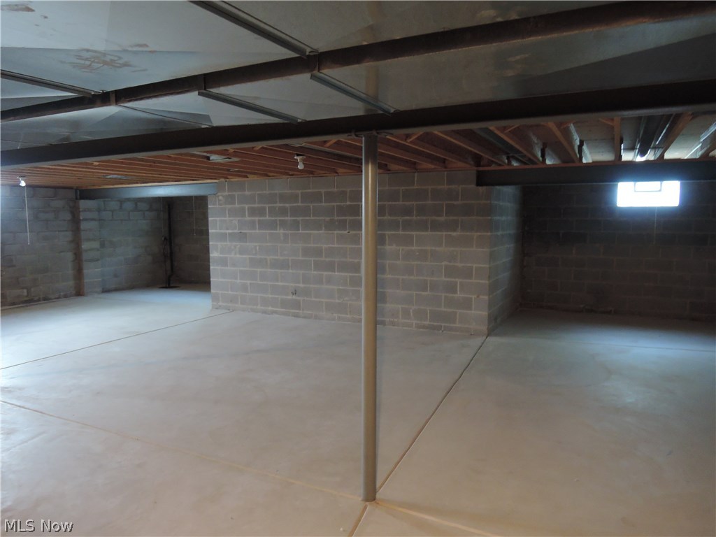 Villas/Pk Place Condo - Residential