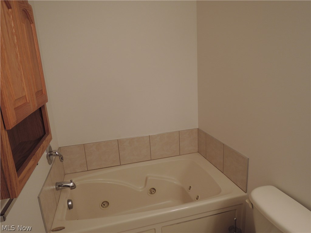 Villas/Pk Place Condo - Residential