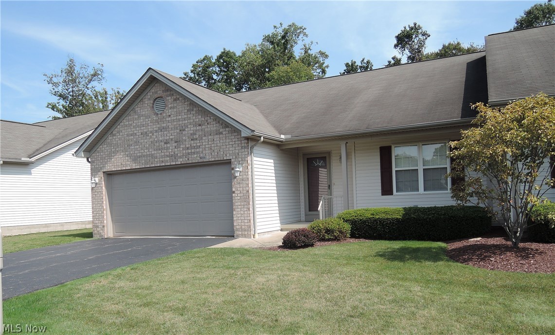 Villas/Pk Place Condo - Residential