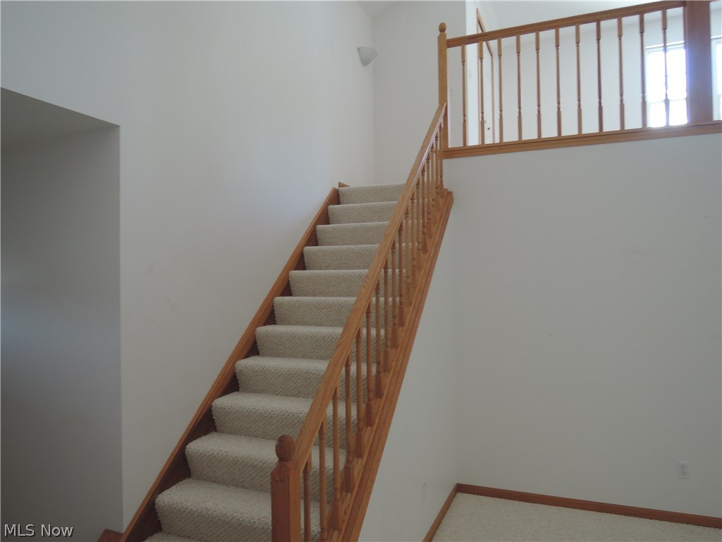 Villas/Pk Place Condo - Residential